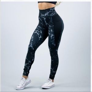 BuffBunny RARE black marble leggings
